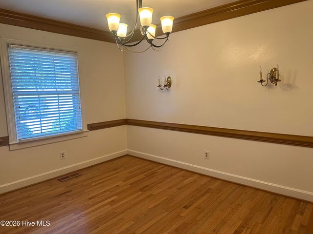 1011 Parkside Drive NW, Wilson, NC 27896