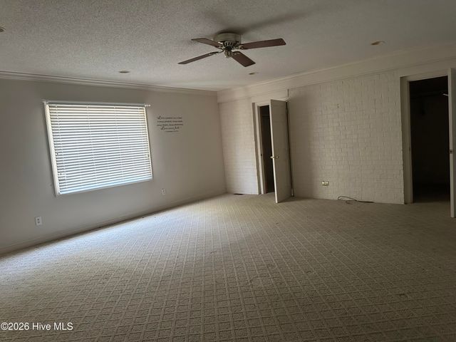 1011 Parkside Drive NW, Wilson, NC 27896