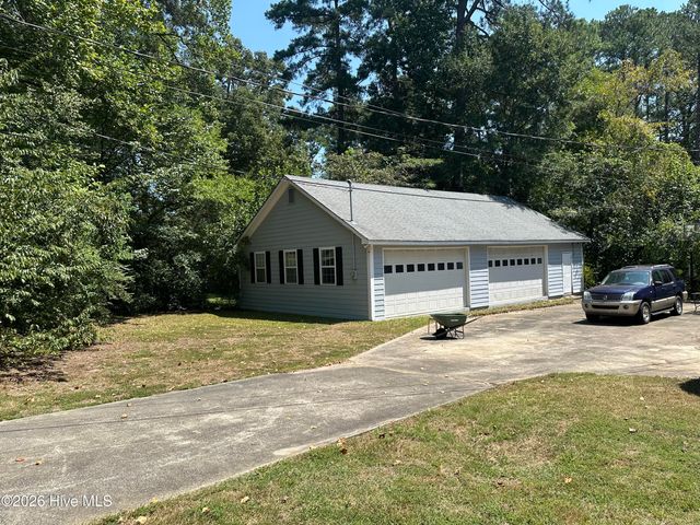 1011 Parkside Drive NW, Wilson, NC 27896