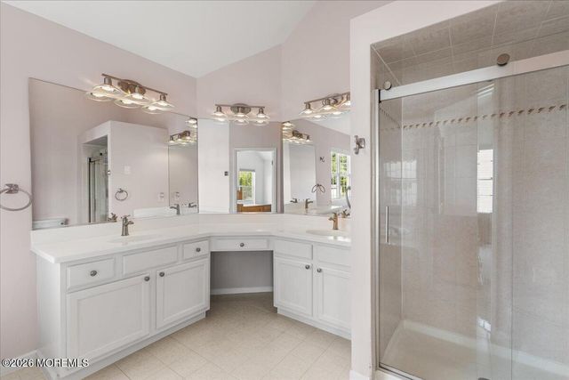 18 Trish Court, Matawan, NJ 07747