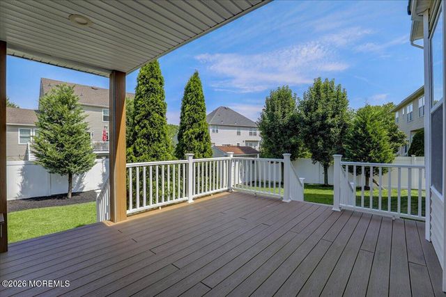 18 Trish Court, Matawan, NJ 07747