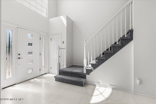 18 Trish Court, Matawan, NJ 07747