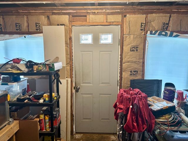 44 Russell St, Greenfield, MA 01301