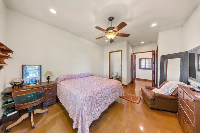 7484 Dusty Ln, Modesto, CA 95357