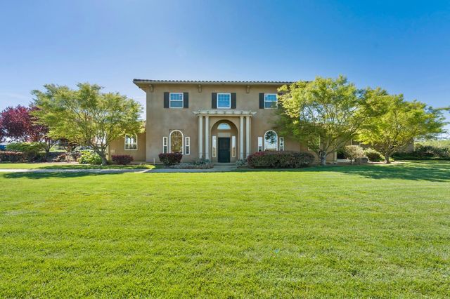 7484 Dusty Ln, Modesto, CA 95357