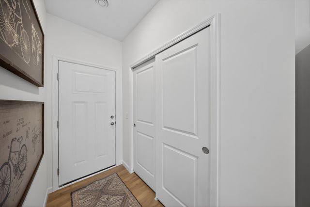 1804 Dale Place SE, Pine Island, MN 55963