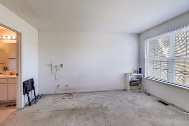 716 River Mill Parkway, Wheeling, IL 60090