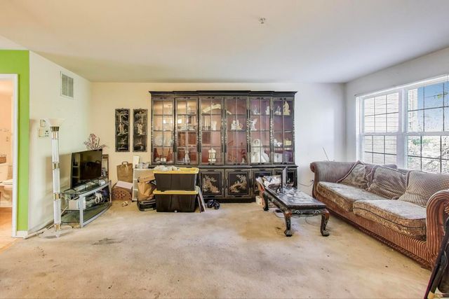 716 River Mill Parkway, Wheeling, IL 60090