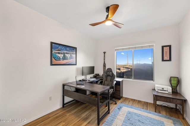 8321 N Amber Burst Drive, Tucson, AZ 85743