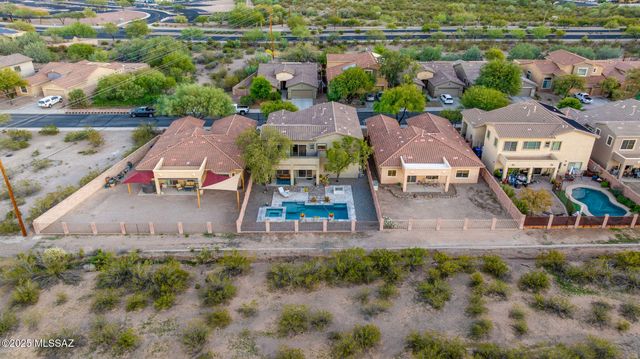 8321 N Amber Burst Drive, Tucson, AZ 85743