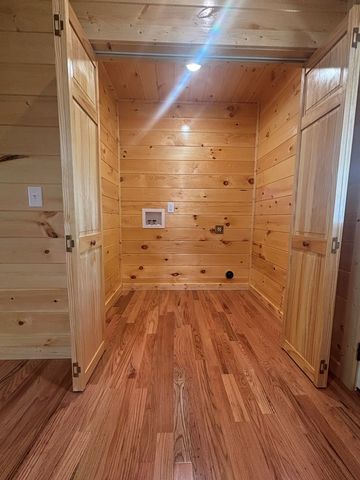 94 Noelle's Pass, Murphy, NC 28906
