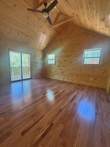 94 Noelle's Pass, Murphy, NC 28906