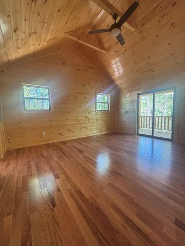 94 Noelle's Pass, Murphy, NC 28906