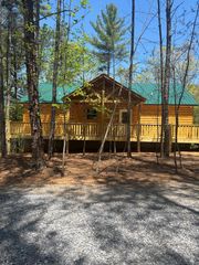 94 Noelle's Pass, Murphy, NC 28906
