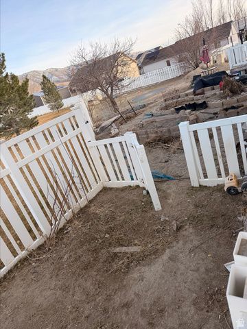 1374 E FALCON LN, Eagle Mountain, UT 84005