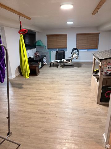 1374 E FALCON LN, Eagle Mountain, UT 84005