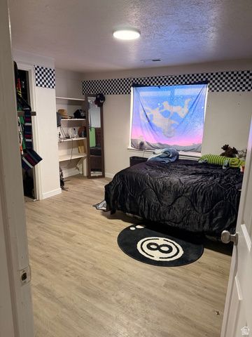 1374 E FALCON LN, Eagle Mountain, UT 84005