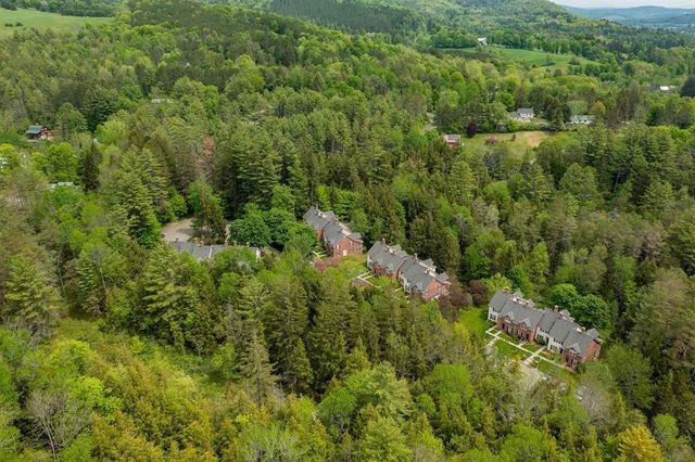85 Townhouse Way Apt 14, Woodstock, VT 05091