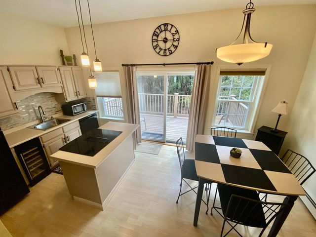 85 Townhouse Way Apt 14, Woodstock, VT 05091