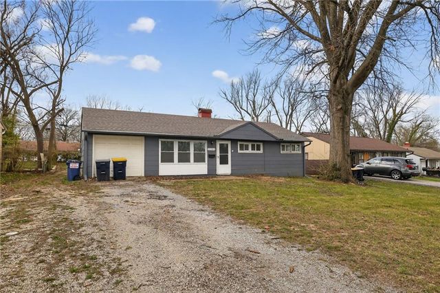 11302 MANCHESTER Avenue, Kansas City, MO 64134