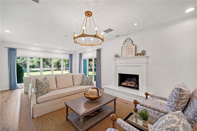 18247 Woodland Drive, Fairhope, AL 36532