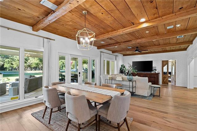 18247 Woodland Drive, Fairhope, AL 36532