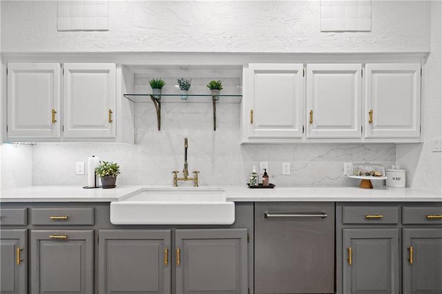 18247 Woodland Drive, Fairhope, AL 36532