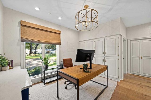 18247 Woodland Drive, Fairhope, AL 36532