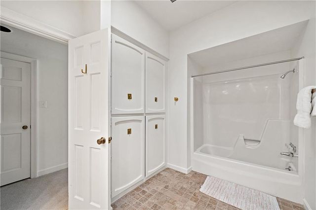 18247 Woodland Drive, Fairhope, AL 36532