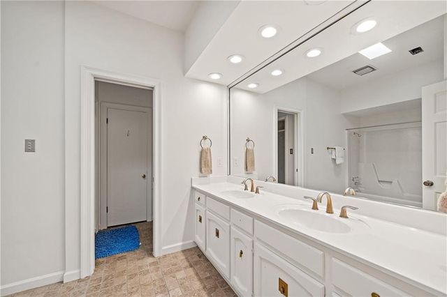 18247 Woodland Drive, Fairhope, AL 36532