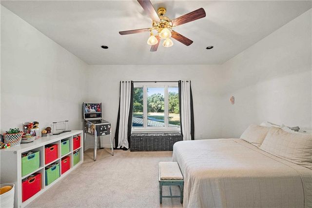 18247 Woodland Drive, Fairhope, AL 36532