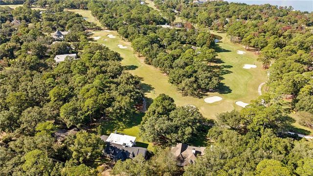 18247 Woodland Drive, Fairhope, AL 36532