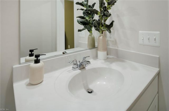 6358 Fawncrest LN, Williamsburg, VA 23188