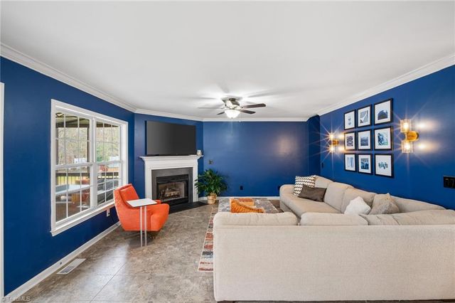 5904 Election Oak Drive, High Point, NC 27265