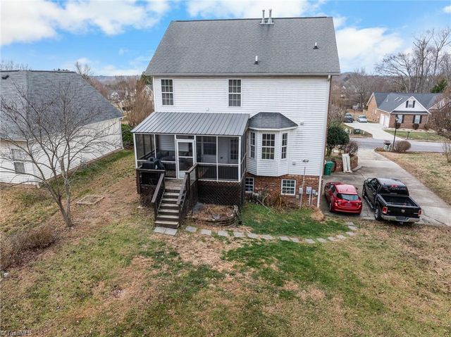 5904 Election Oak Drive, High Point, NC 27265