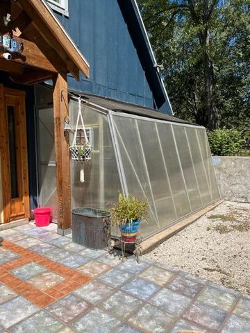 3088 Mo Ark, Cedarcreek, MO 65627