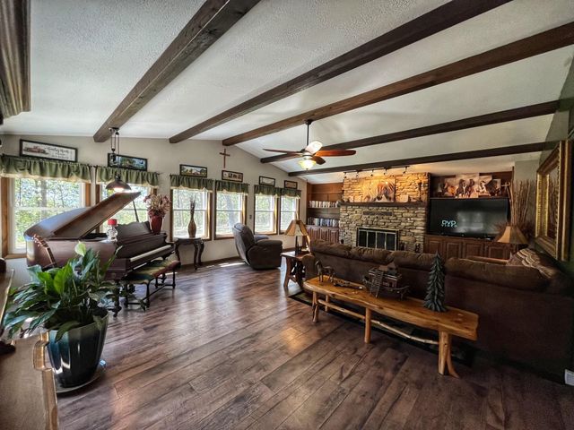 3088 Mo Ark, Cedarcreek, MO 65627