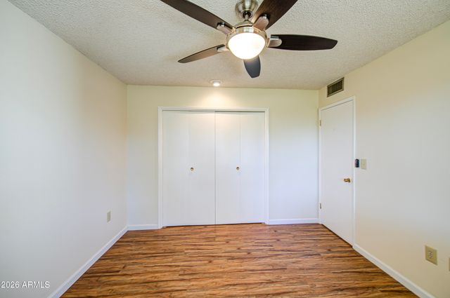 9909 W NEWPORT Drive, Sun City, AZ 85351