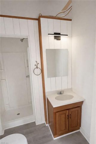 1203 Baskerville LN, Portsmouth, VA 23701