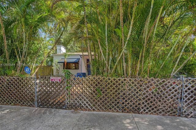 583 NW 47th St, Miami, FL 33127