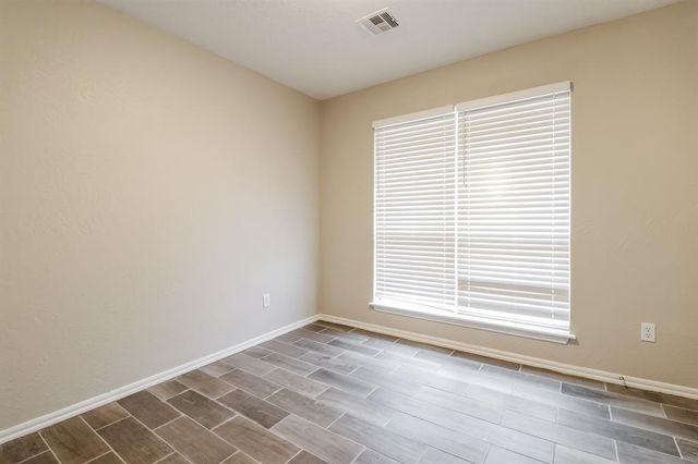 1125 Oak Creek Drive, Moore, OK 73160