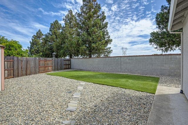 9281 Spilsby Ct, Sacramento, CA 95829