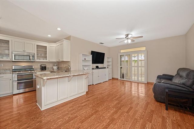 9281 Spilsby Ct, Sacramento, CA 95829