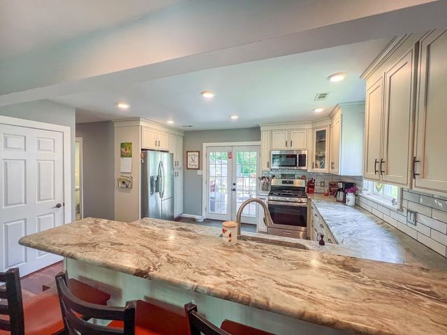 415 W RICHARDSON AVE, Langhorne, PA 19047