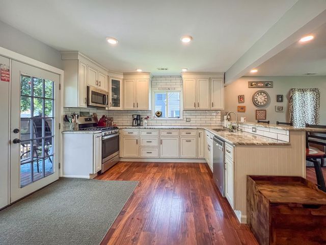415 W RICHARDSON AVE, Langhorne, PA 19047