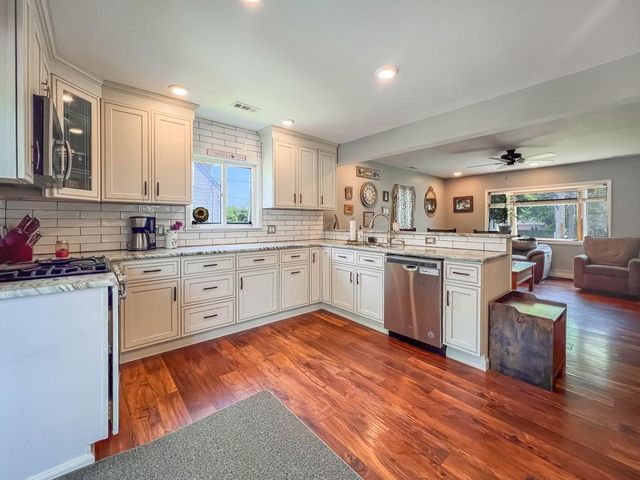 415 W RICHARDSON AVE, Langhorne, PA 19047