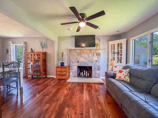 415 W RICHARDSON AVE, Langhorne, PA 19047