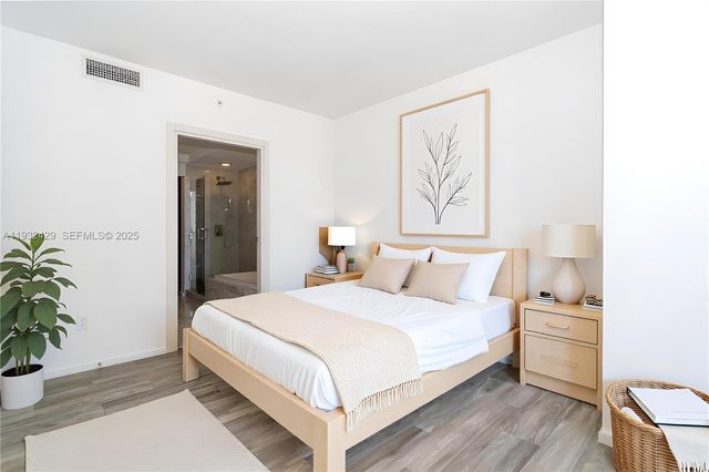 801 S Miami Ave 1409, Miami, FL 33130