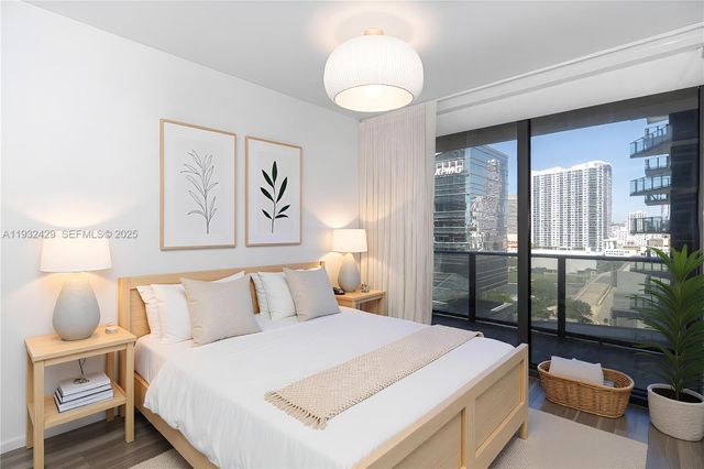 801 S Miami Ave 1409, Miami, FL 33130