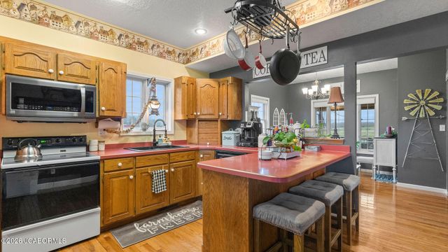 46 DEVONSHIRE ROAD, Eugene, MO 65032